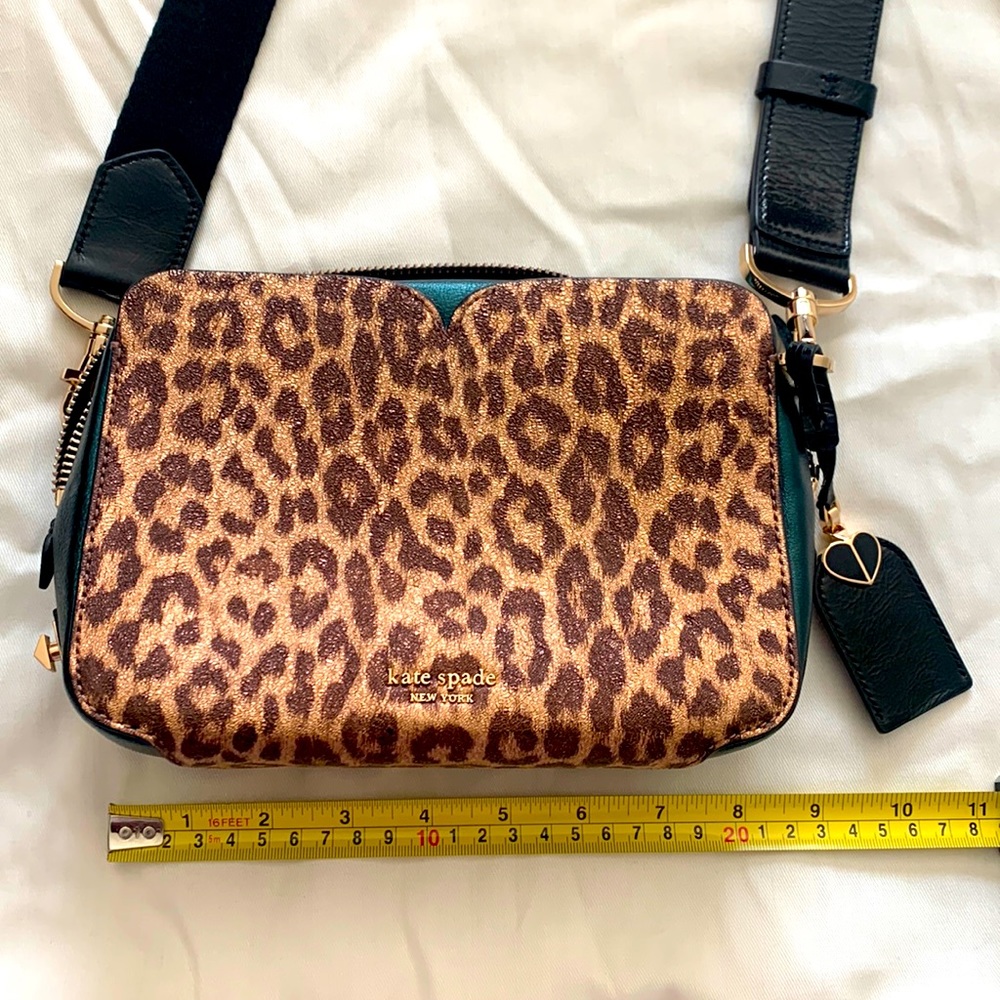 💯Auth Kate Spade metallic leopard & emerald green crossbody candid camera